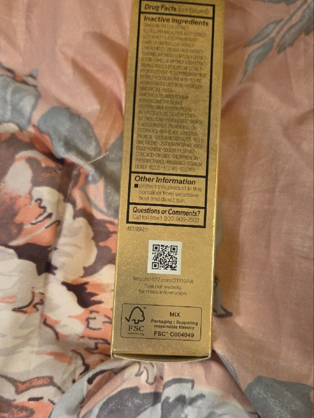 New Shiseido Future Solution LX Universal Defense SPF 50 - Gold